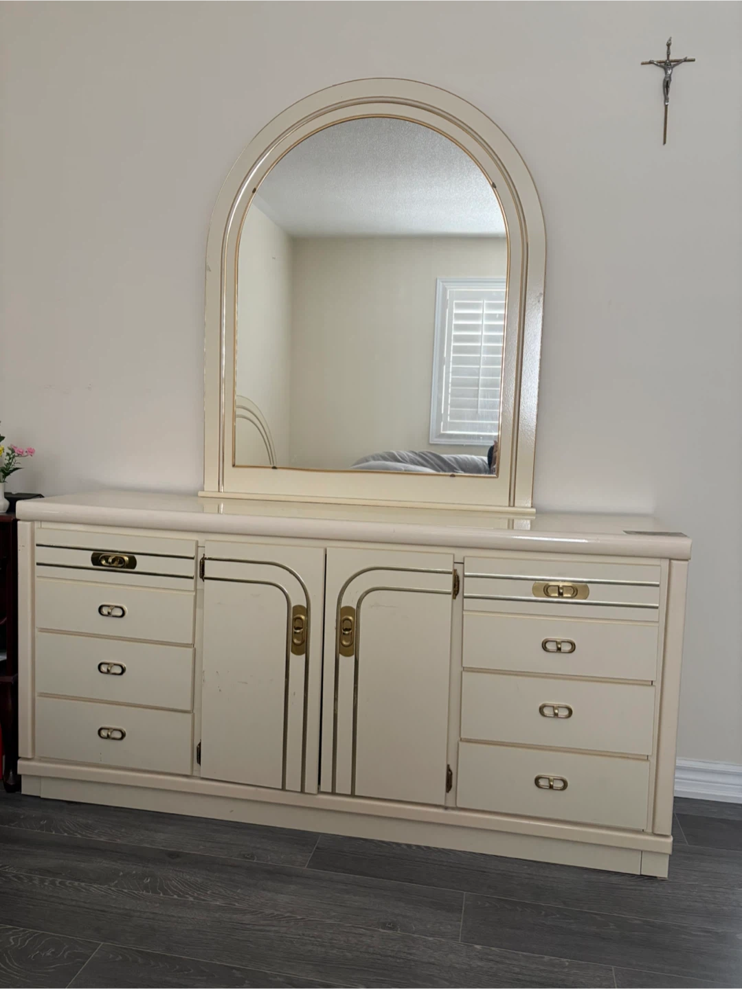 Cream Dresser with Mirror