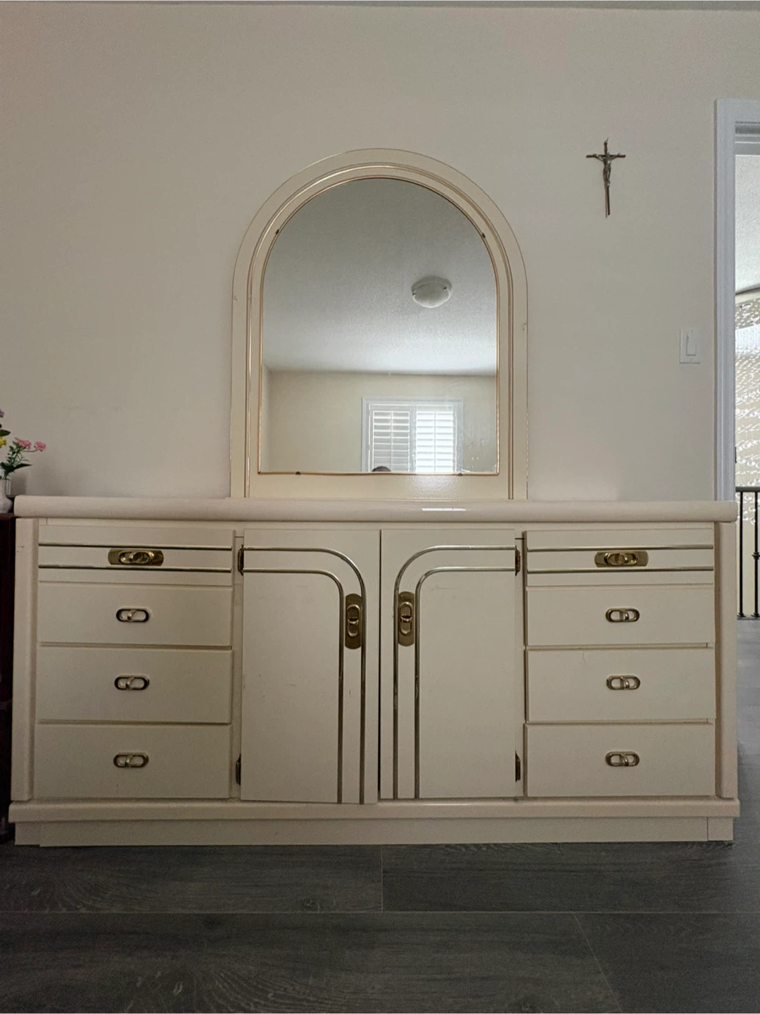 Cream Dresser with Mirror - photo 3