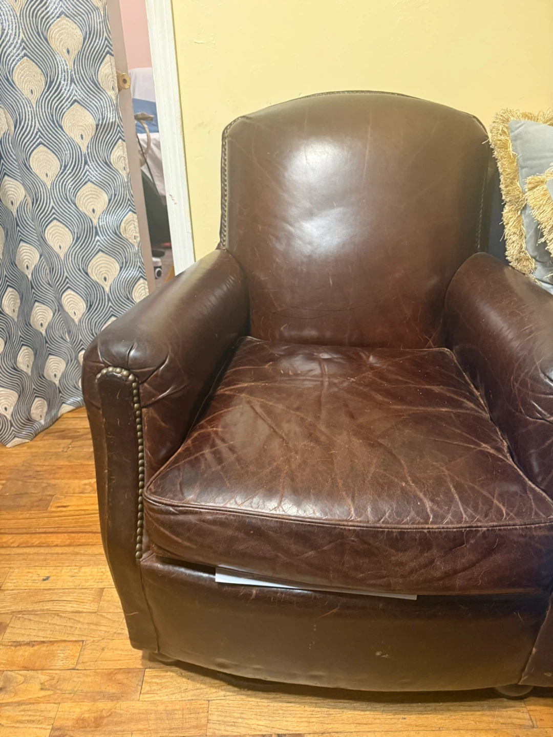 Vintage Brown Leather Club Chair - photo 3