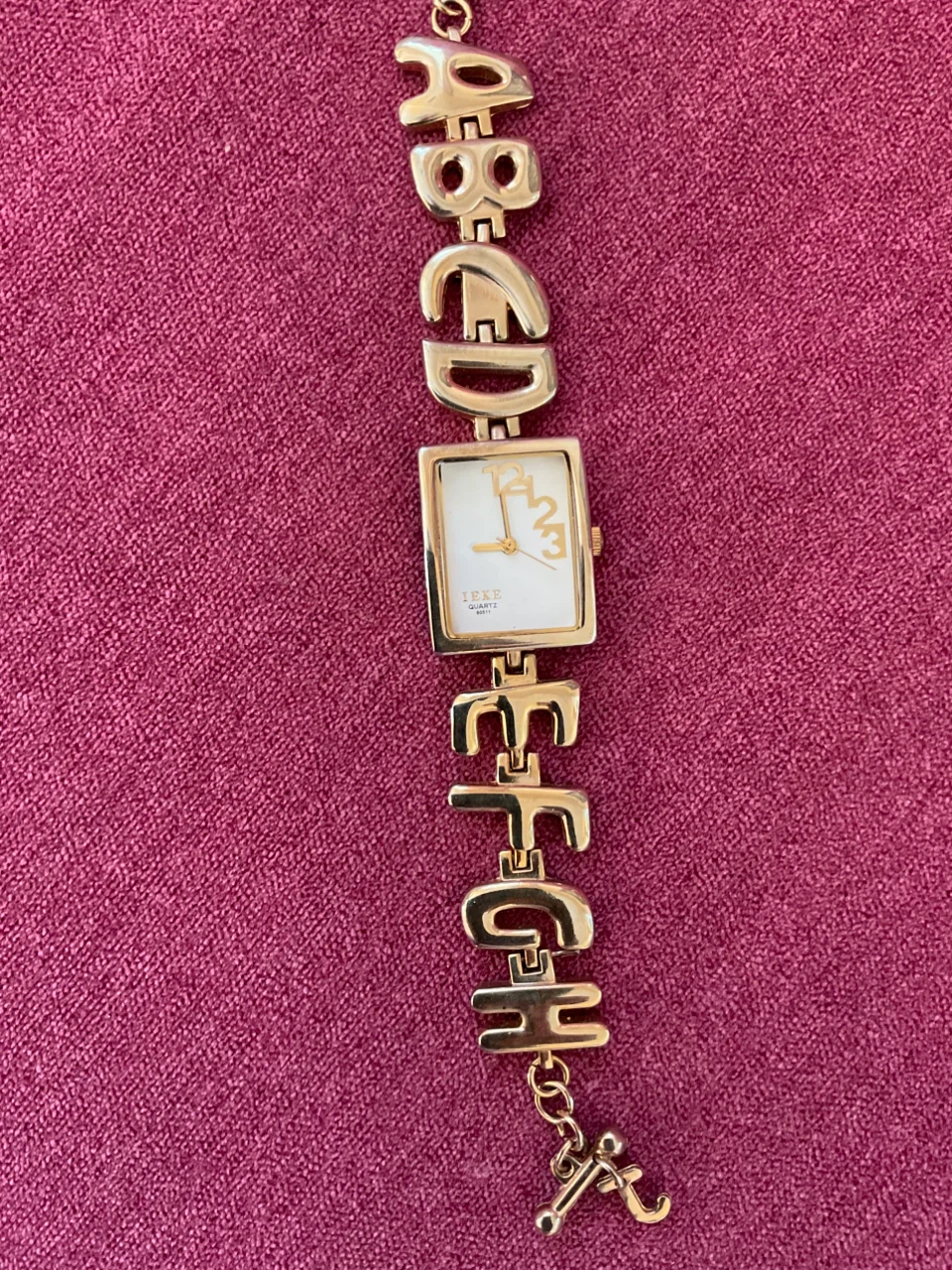 IEKE Quartz Alphabet Charm Watch