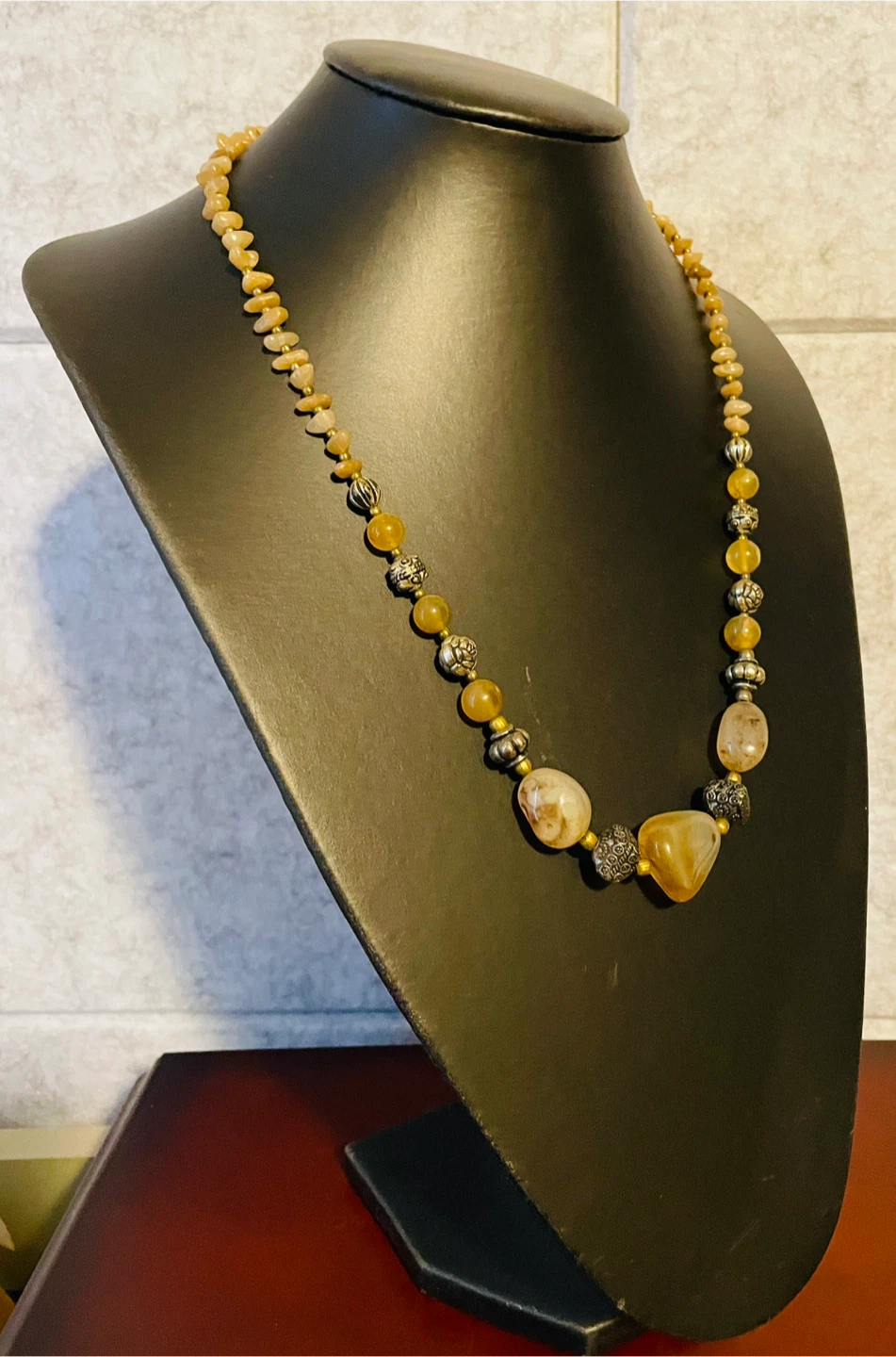 Vintage Stone Bead Necklace - photo 2