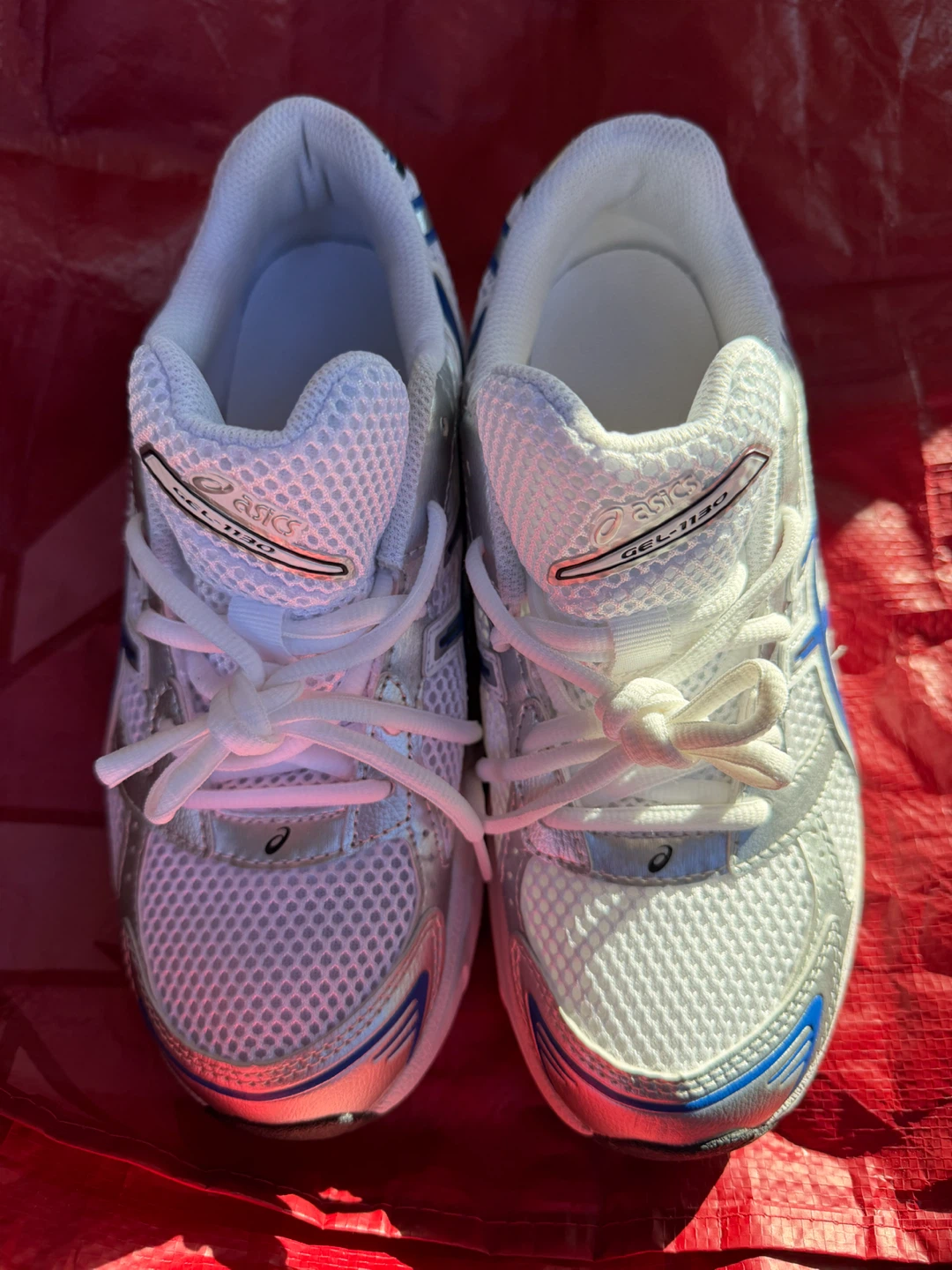 WTS Boy’s GS Asics Gel-1130 White/Royal Blue sz 5.5Y - photo 2