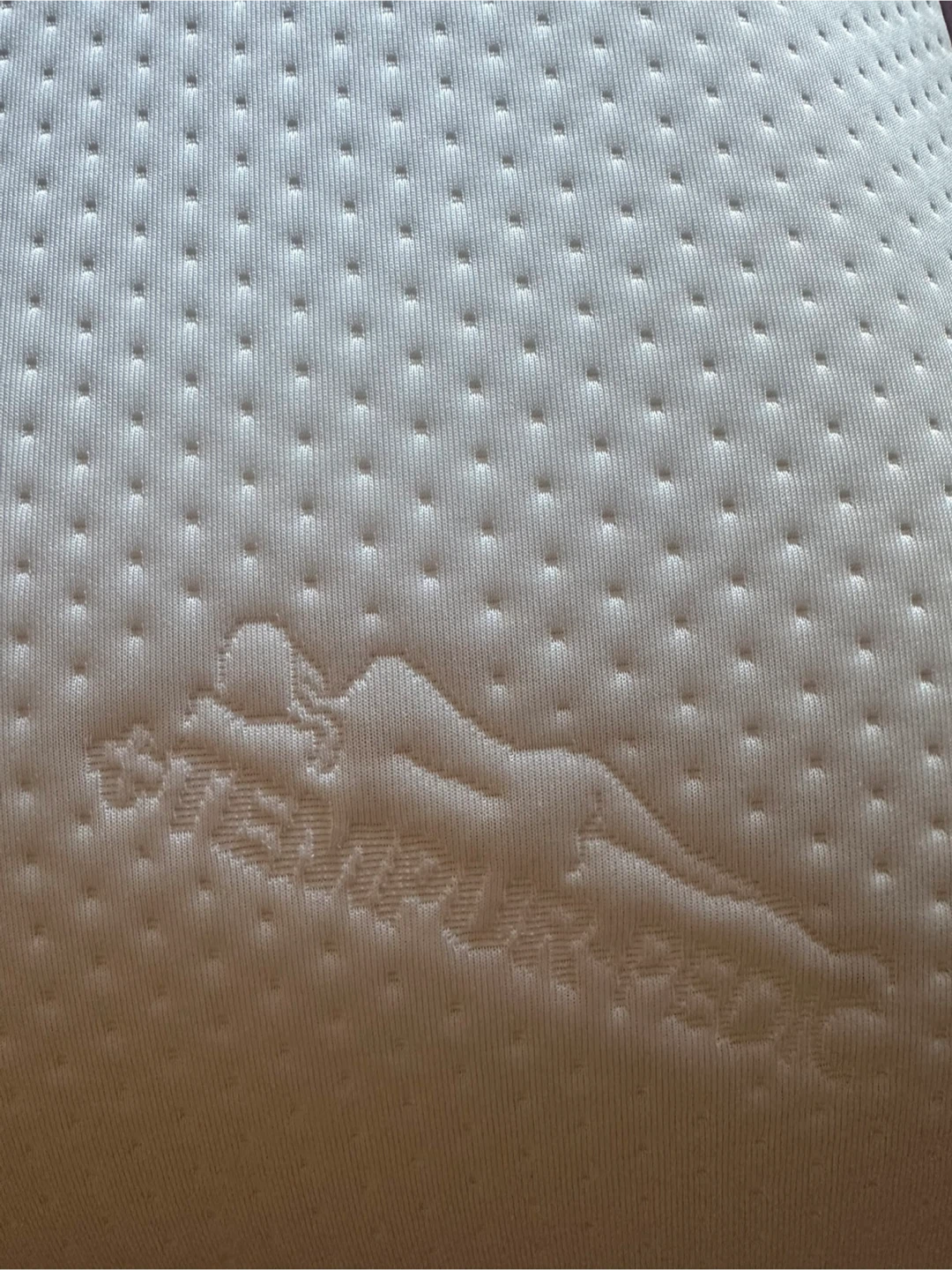 Tempur-Pedic Memory Foam Pillow - photo 2