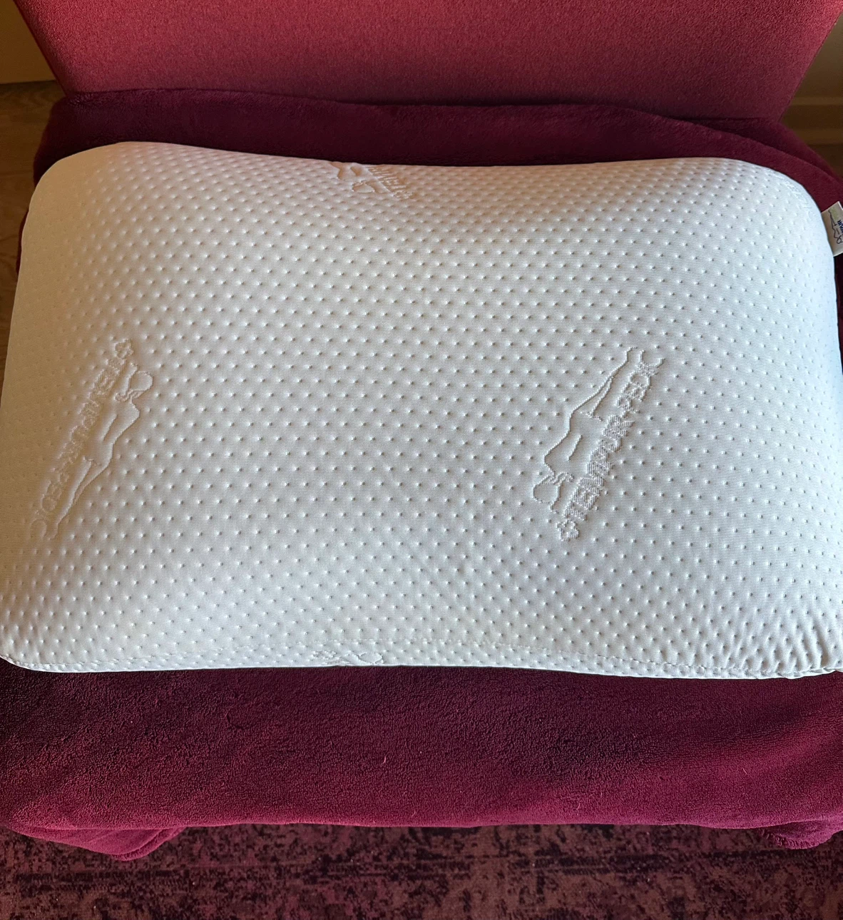 Tempur-Pedic Memory Foam Pillow - photo 5