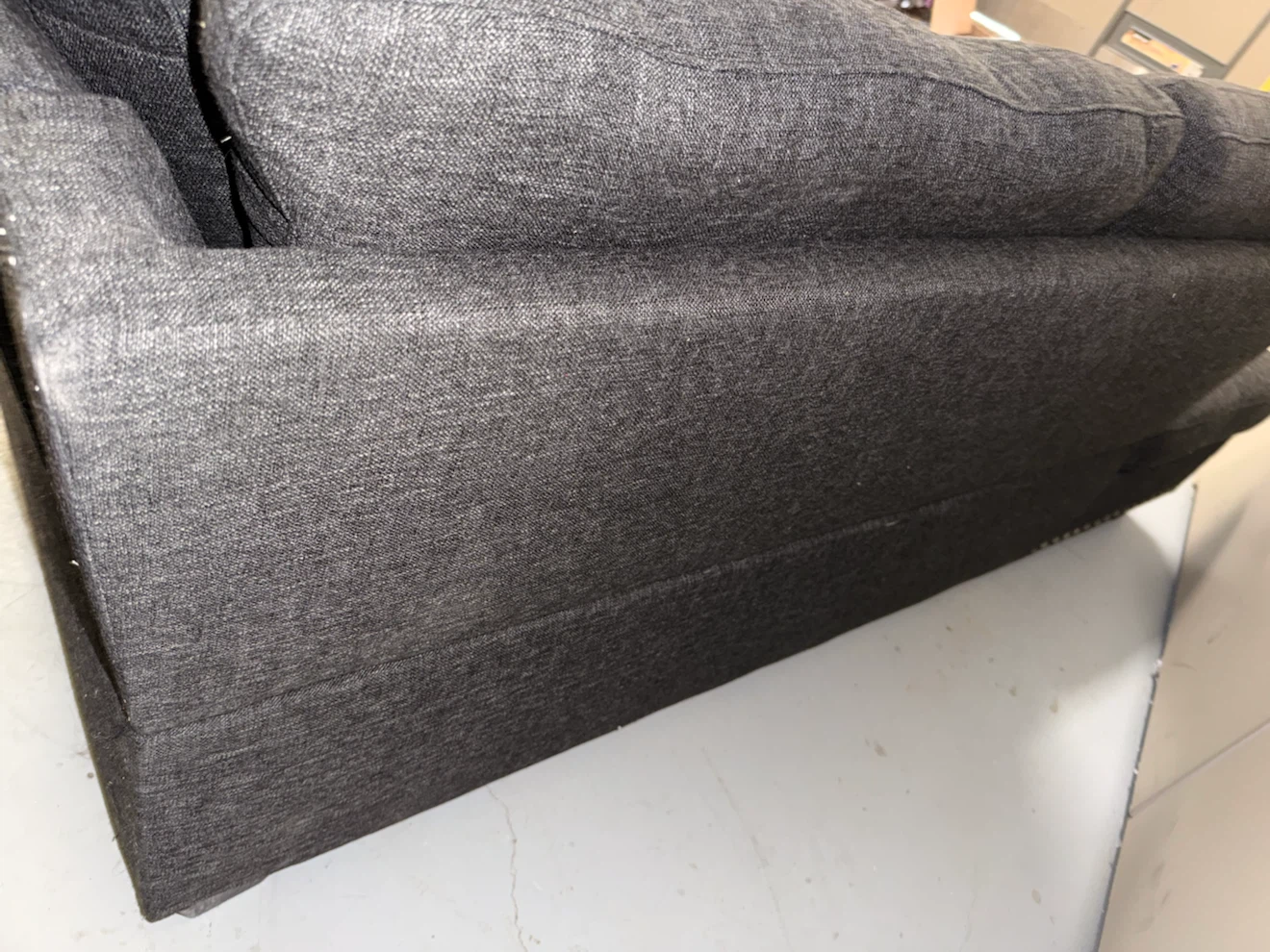 Dark Grey Tufted Chaise Lounge - photo 4