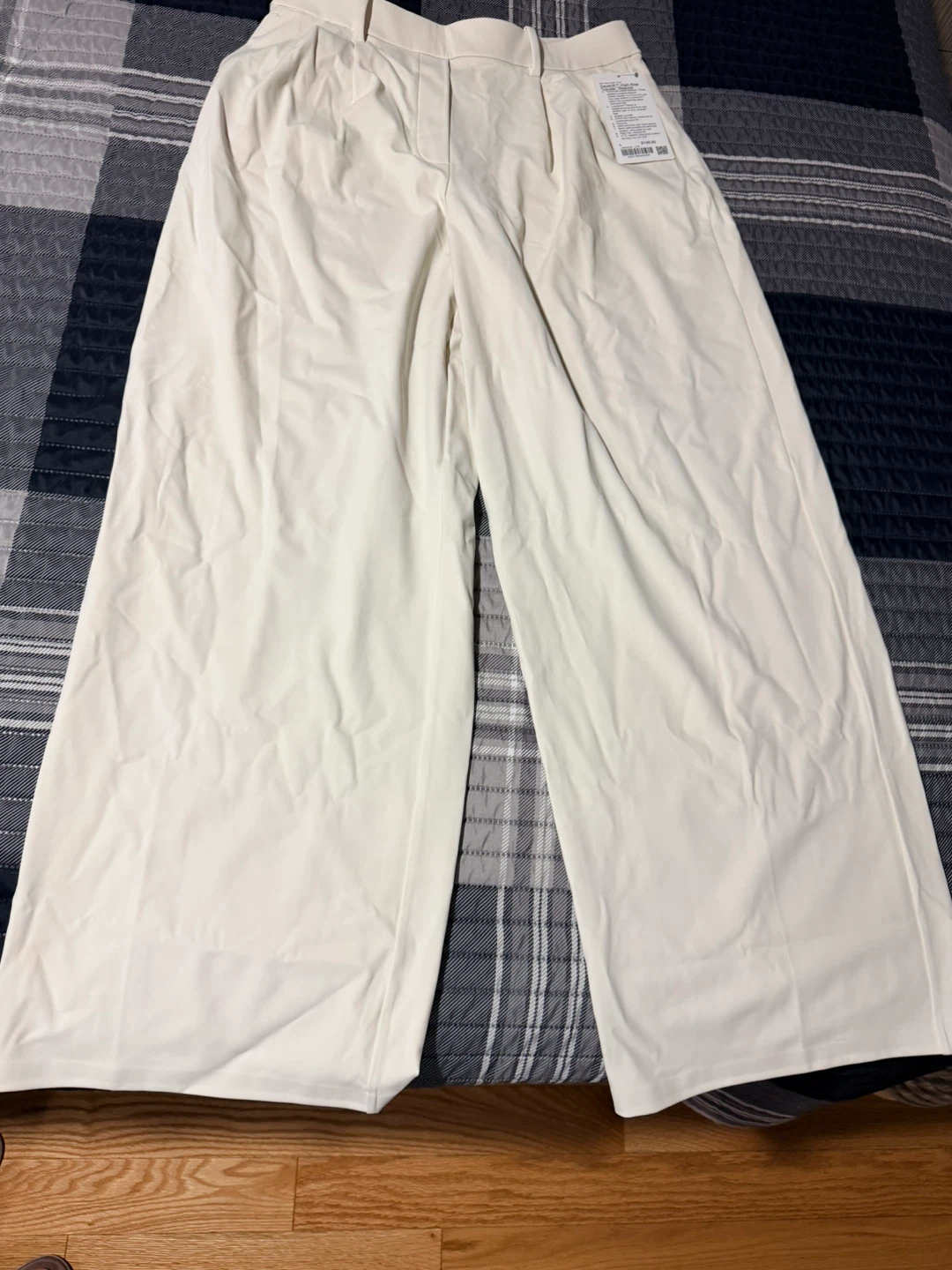 Lululemon Daysoft High-Rise Trouser