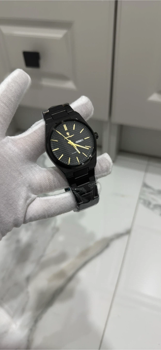 Pordagar Black Quartz Watch