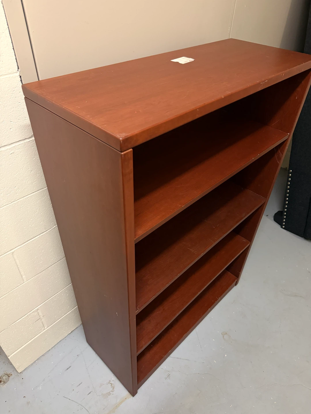 Tall brown wooden shelf - photo 4