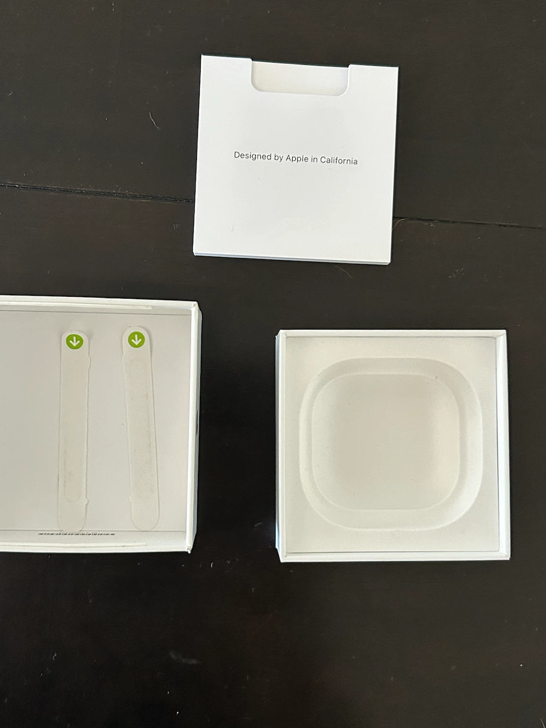 Apple AirPods 4 - photo 4