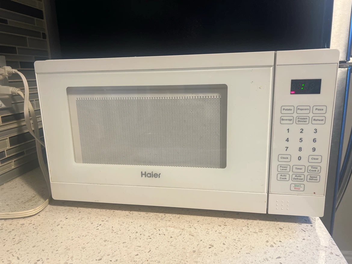 Haier White Microwave