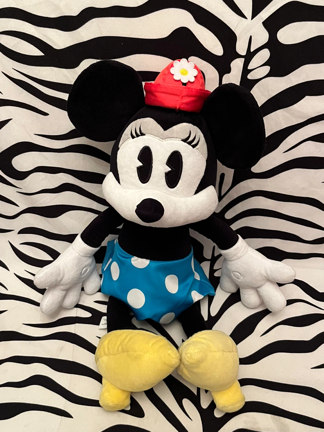 🌼 Vintage-style Disney Store Minnie Mouse Plush 🌼 - photo 2