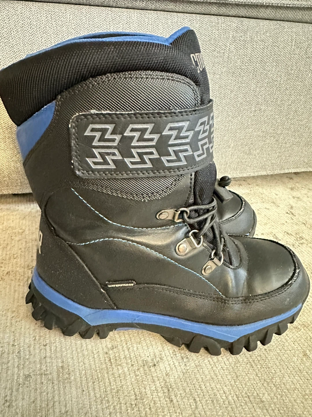 Cougar Kids Winter Boots Black and Blue Size 4 - photo 2