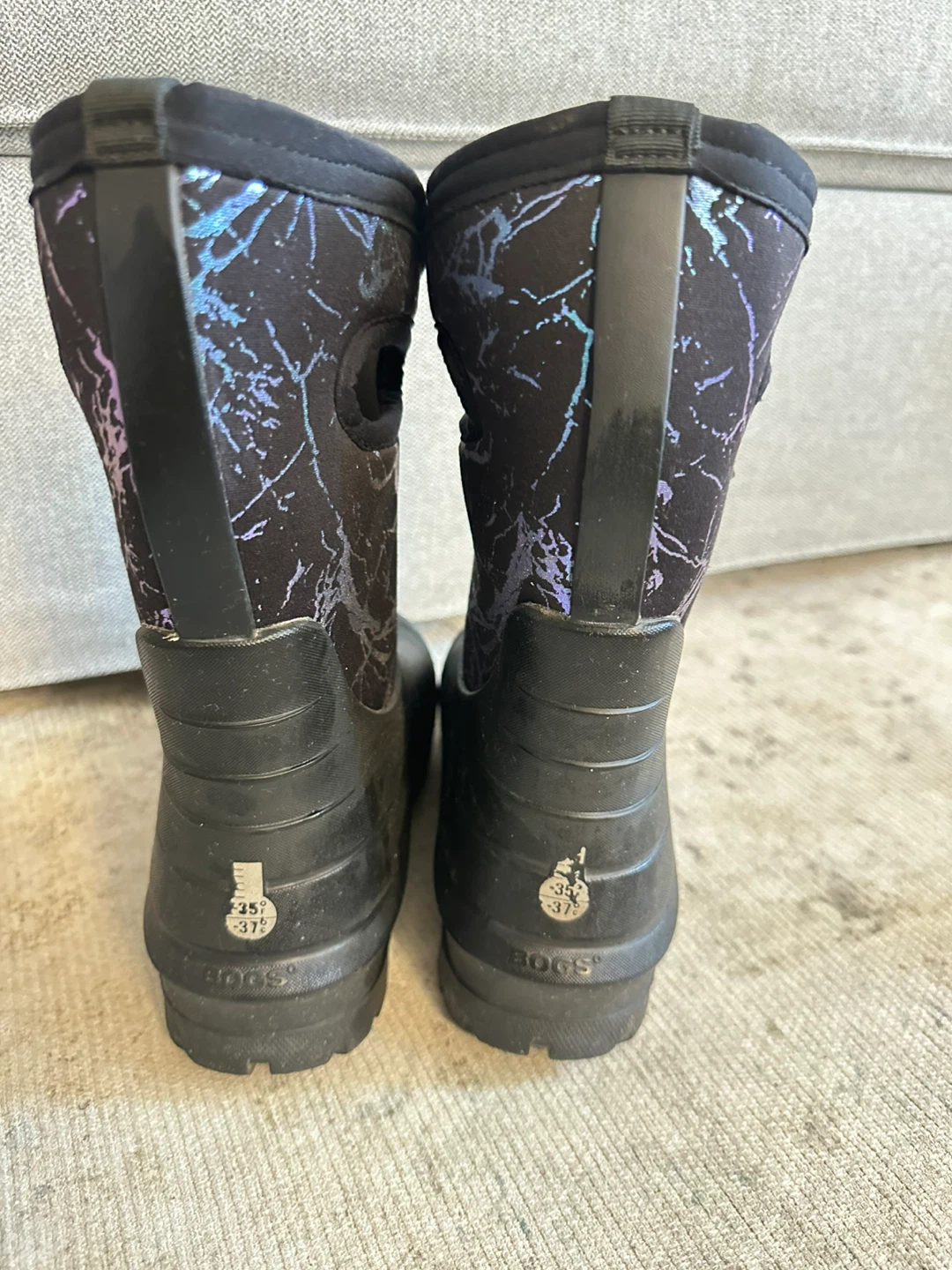 Bogs Youth Waterproof Boots Size 4 - photo 2