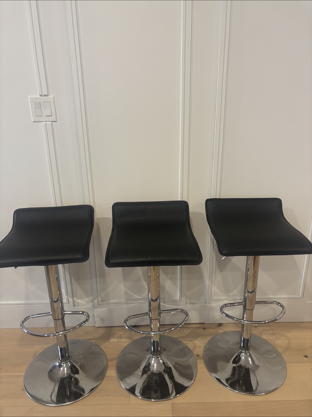 Set of 3 Black Adjustable Bar Stools