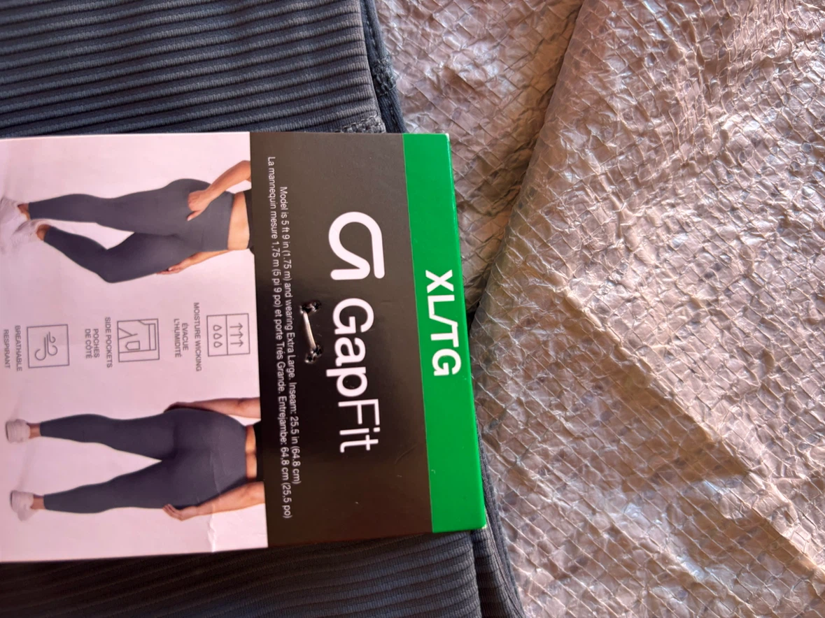 Head and GapFit leggings set - photo 2