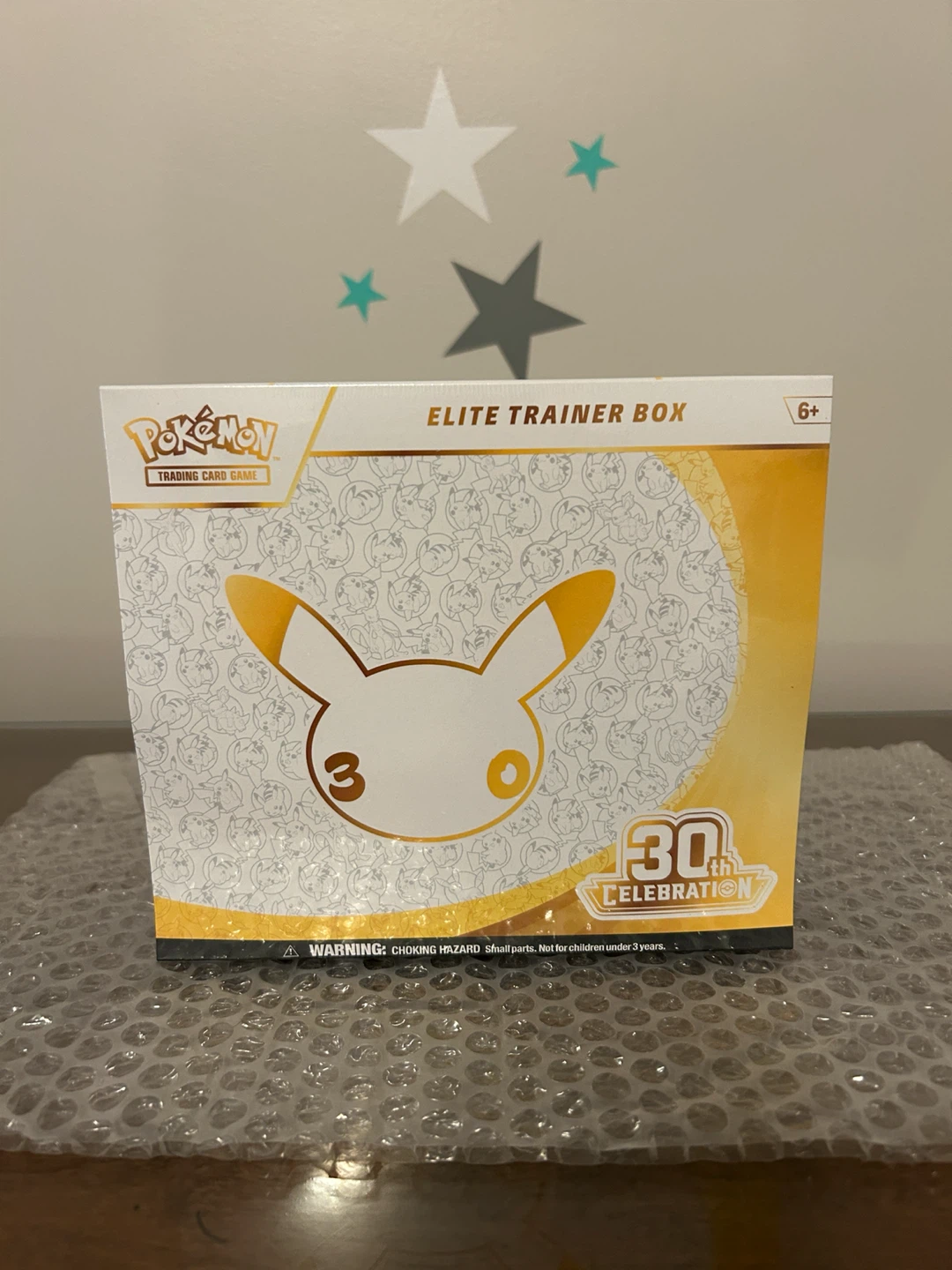 Pokemon 30th Celebration Elite Trainer Box