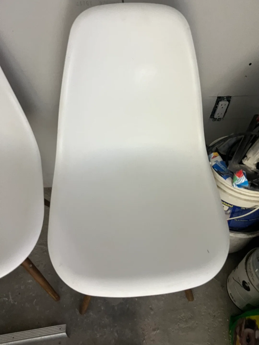 Set of 4 white Eames style dining chairs - photo 2