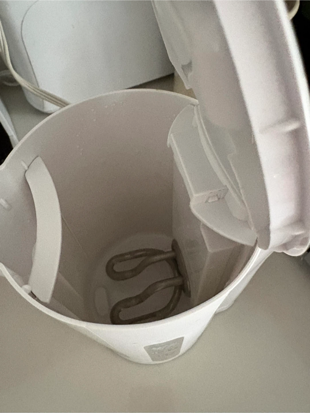 White Electric Kettle - photo 2