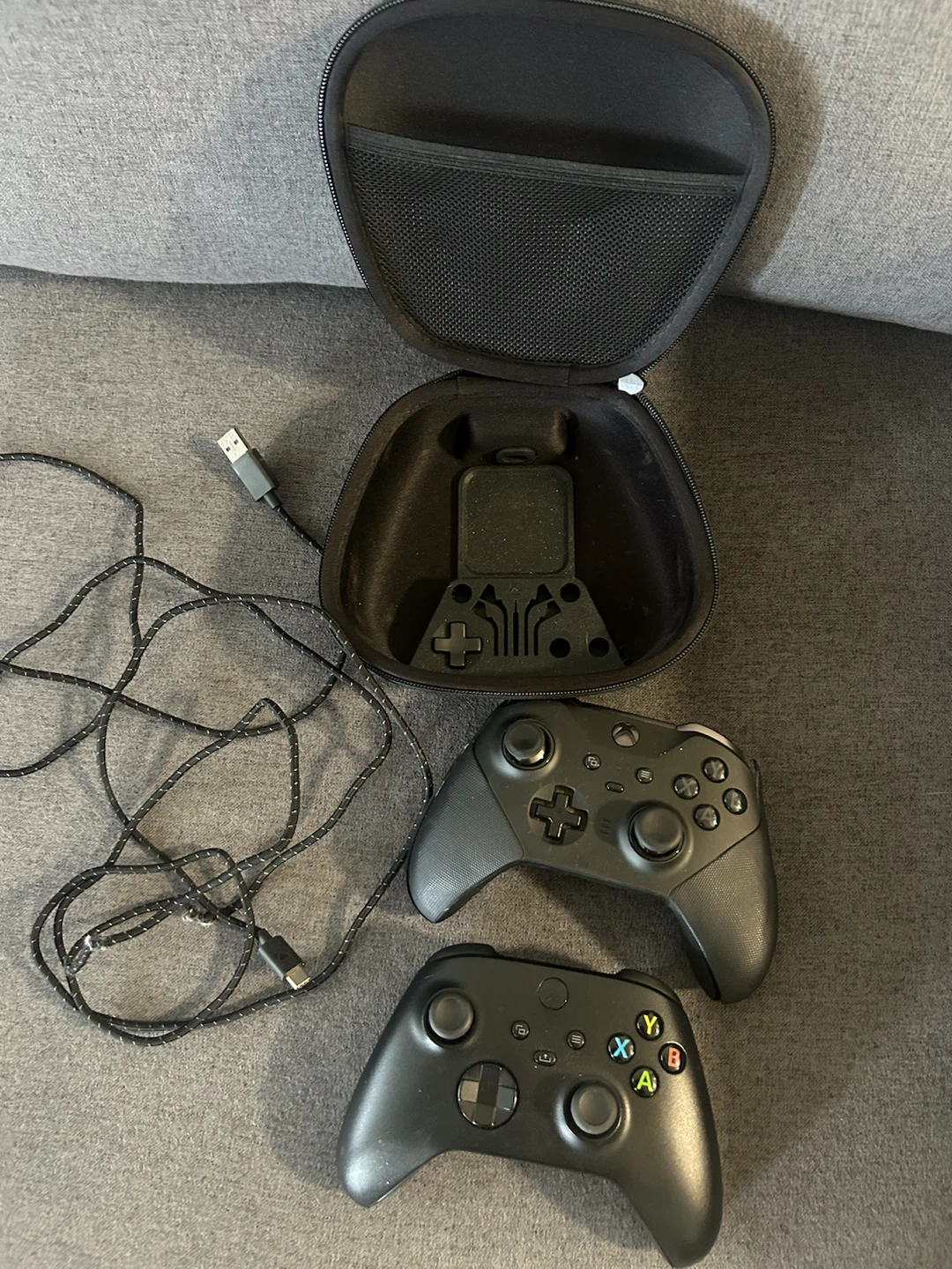 Xbox Elite Series 2 Controller and Standard Controller