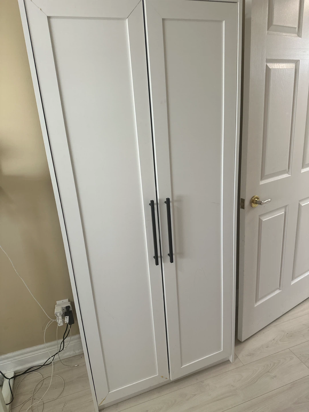 White Two-Door Wardrobe - photo 4