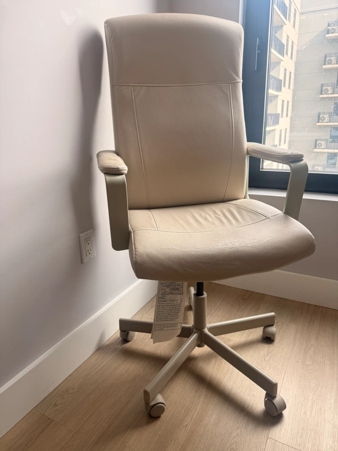 IKEA Desk Chair - photo 3