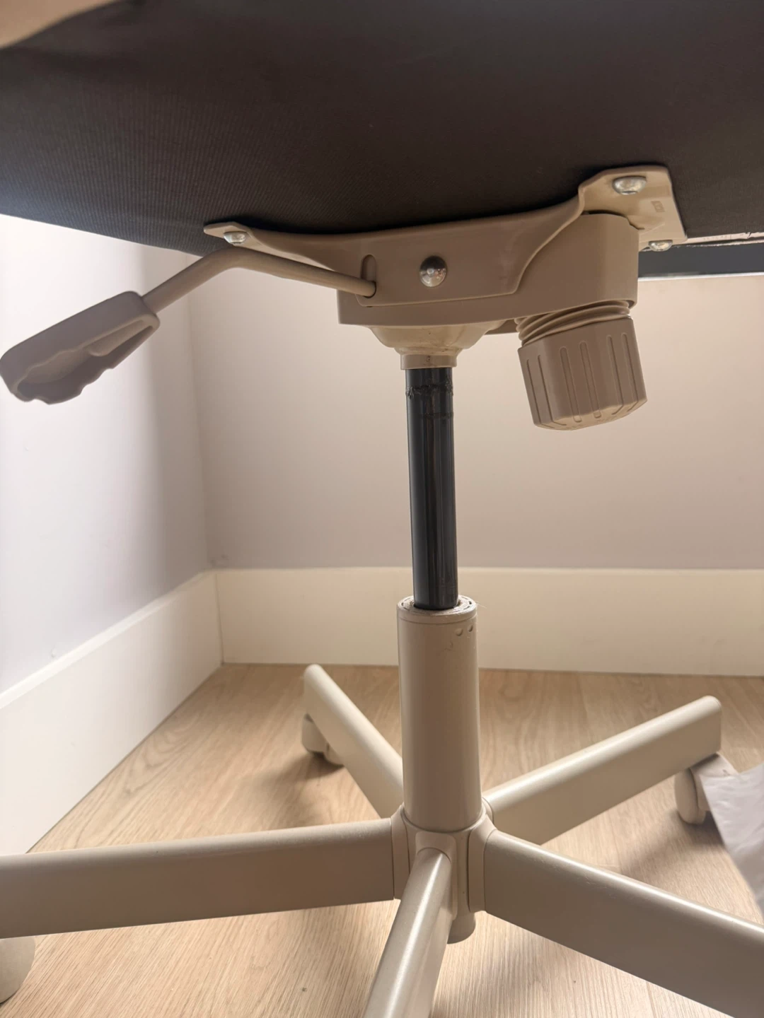 IKEA Desk Chair - photo 4