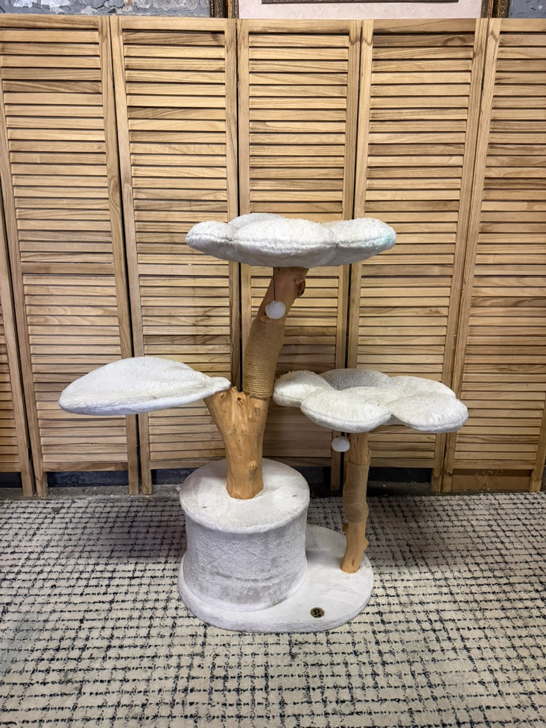 Flower Shaped Cat Tree - photo 2