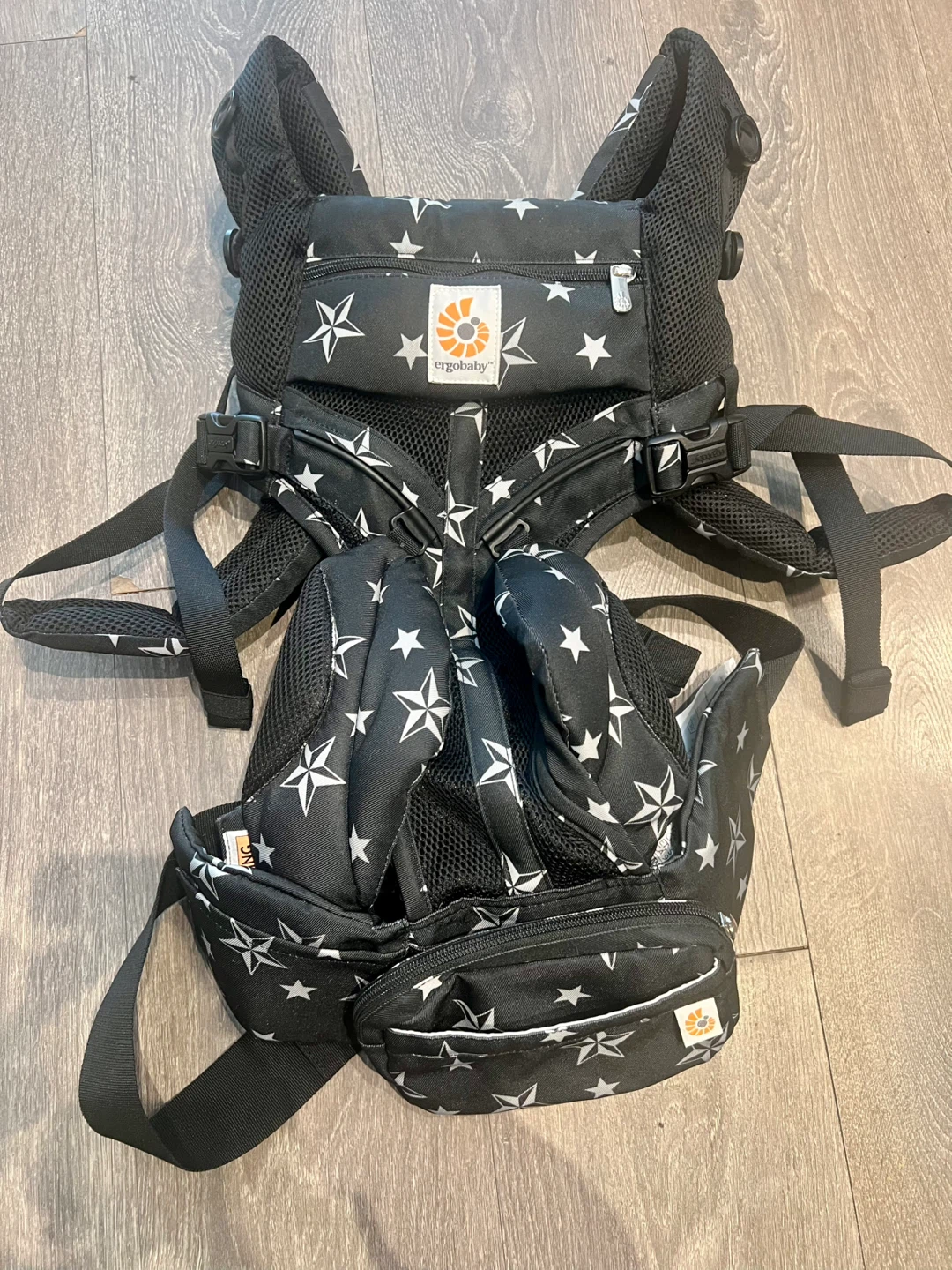 Ergobaby Omni 360 Cool Air Mesh Baby Carrier Black Stars