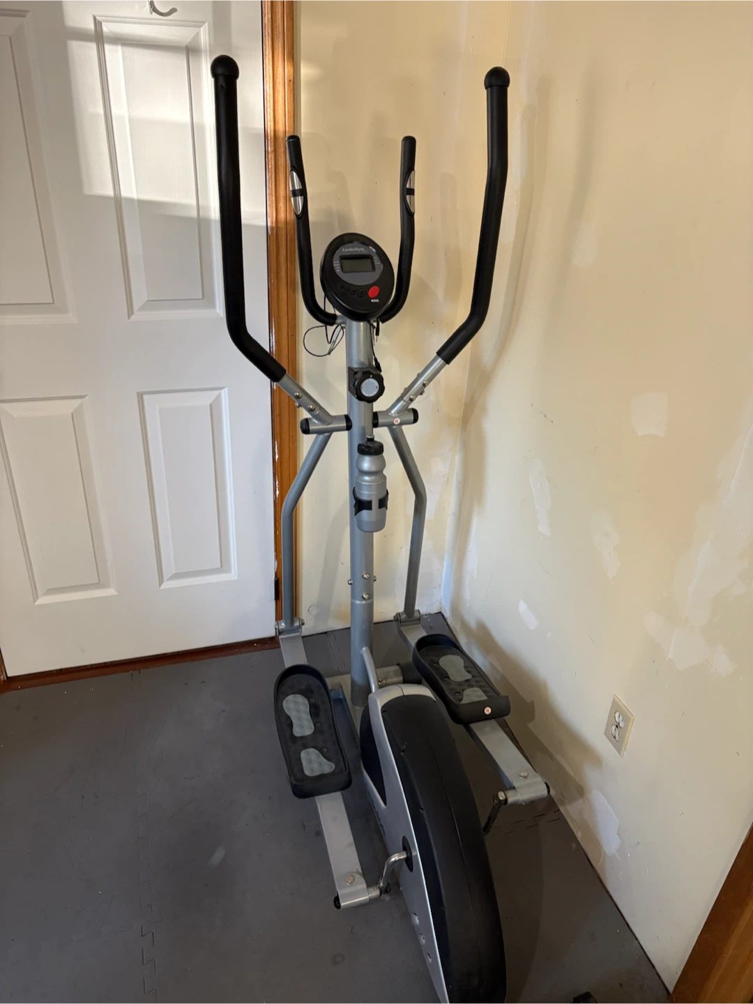 CardioStyle ET150 Elliptical Trainer - photo 3