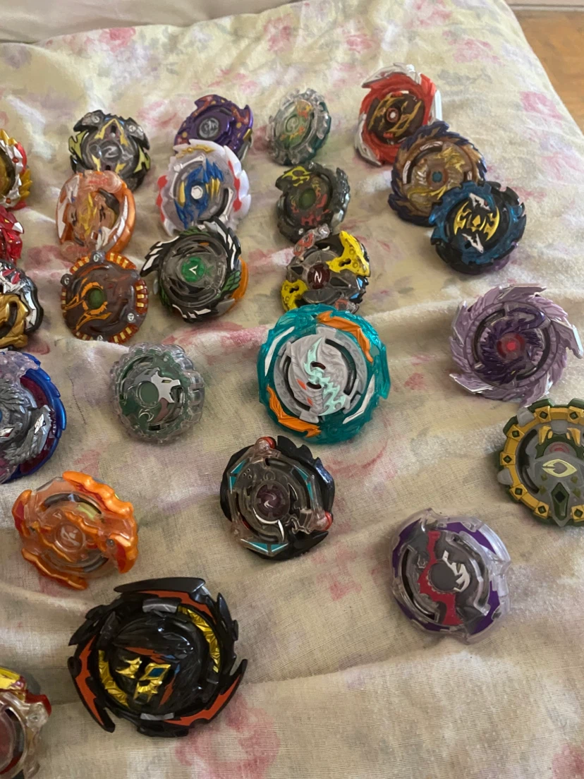 Beyblade Burst - photo 3