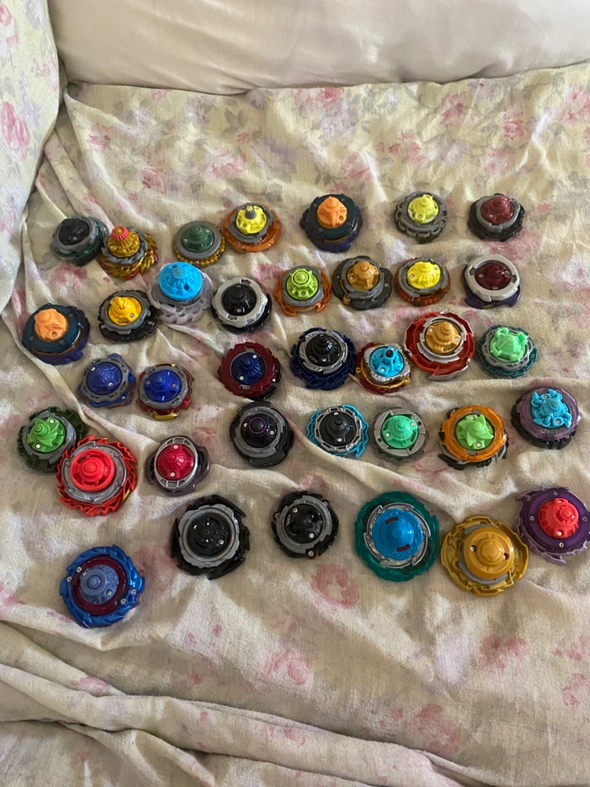 Beyblade Burst - photo 4