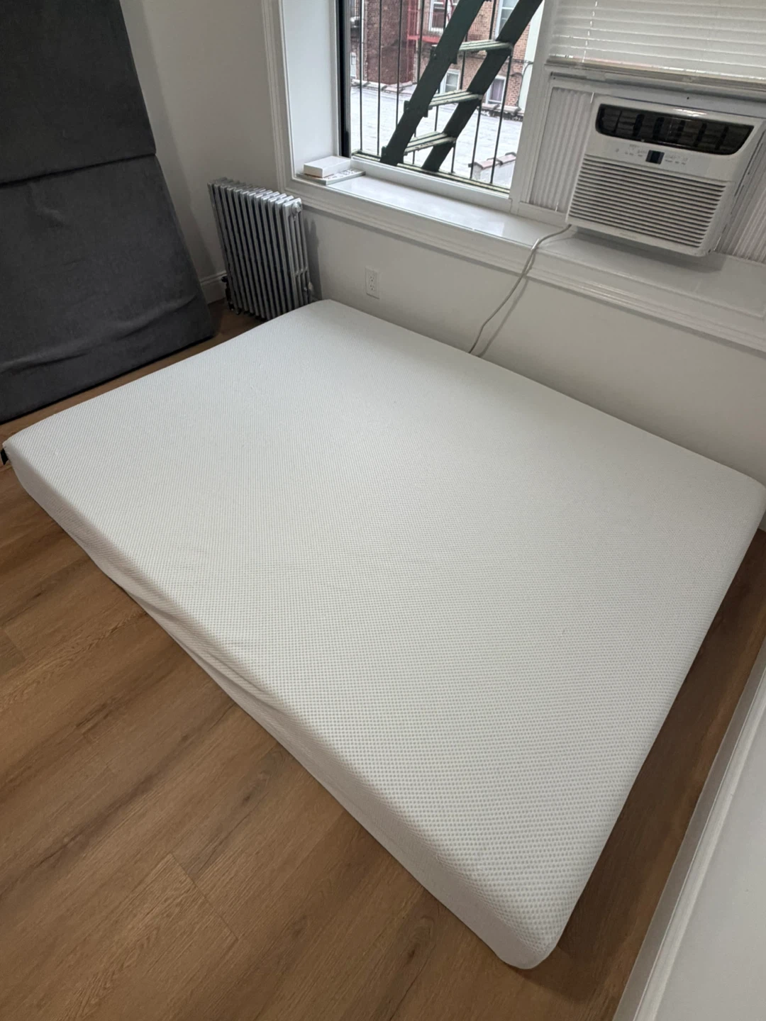 Queen Size 10 Inch Memory Foam Mattress - photo 2