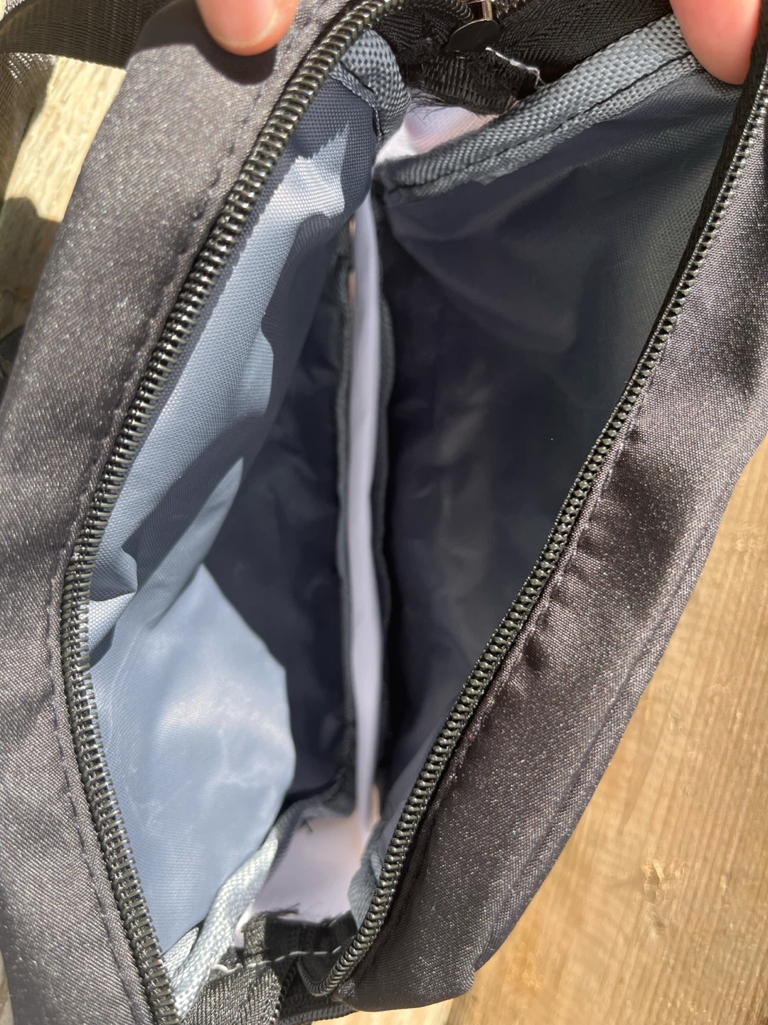 Black and white crossbody bag - photo 3