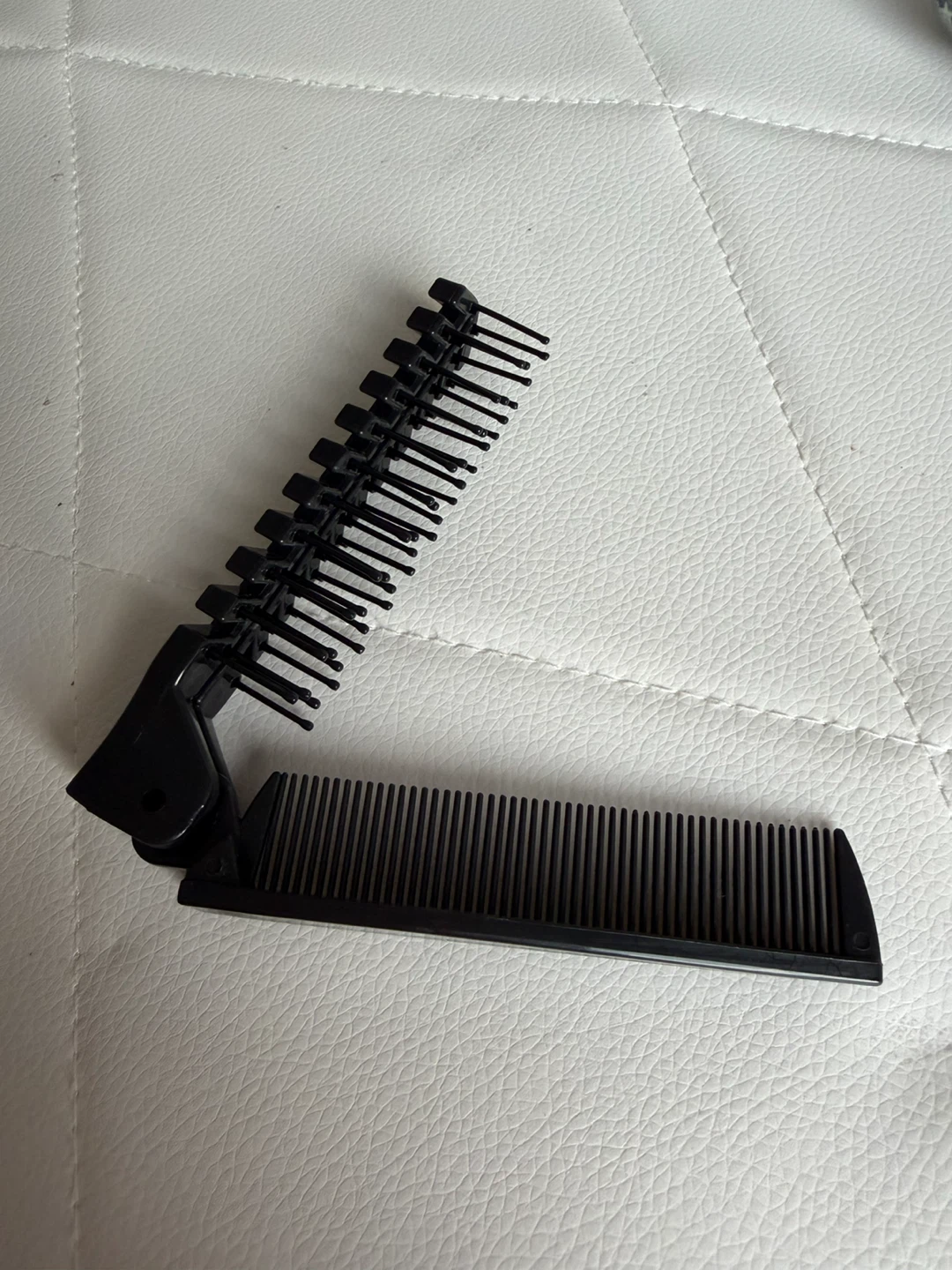 Black Folding Dual-Sided Hair Comb