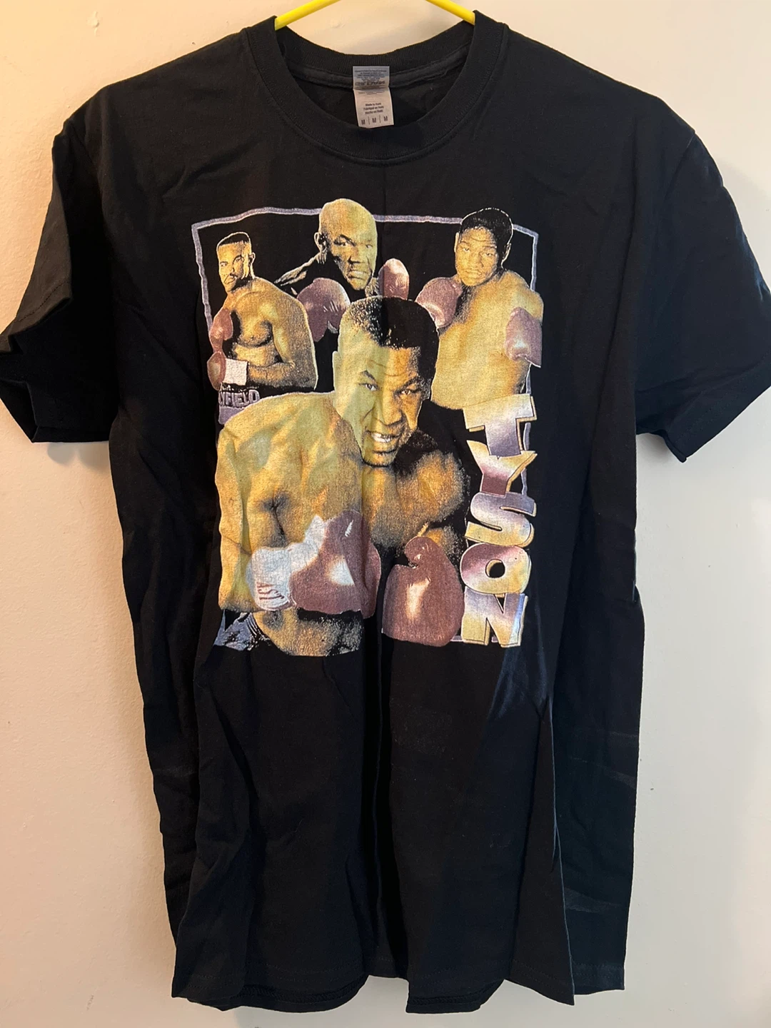 New-Lot of 4 Graphic T-Shirts (2 for $35) - photo 4