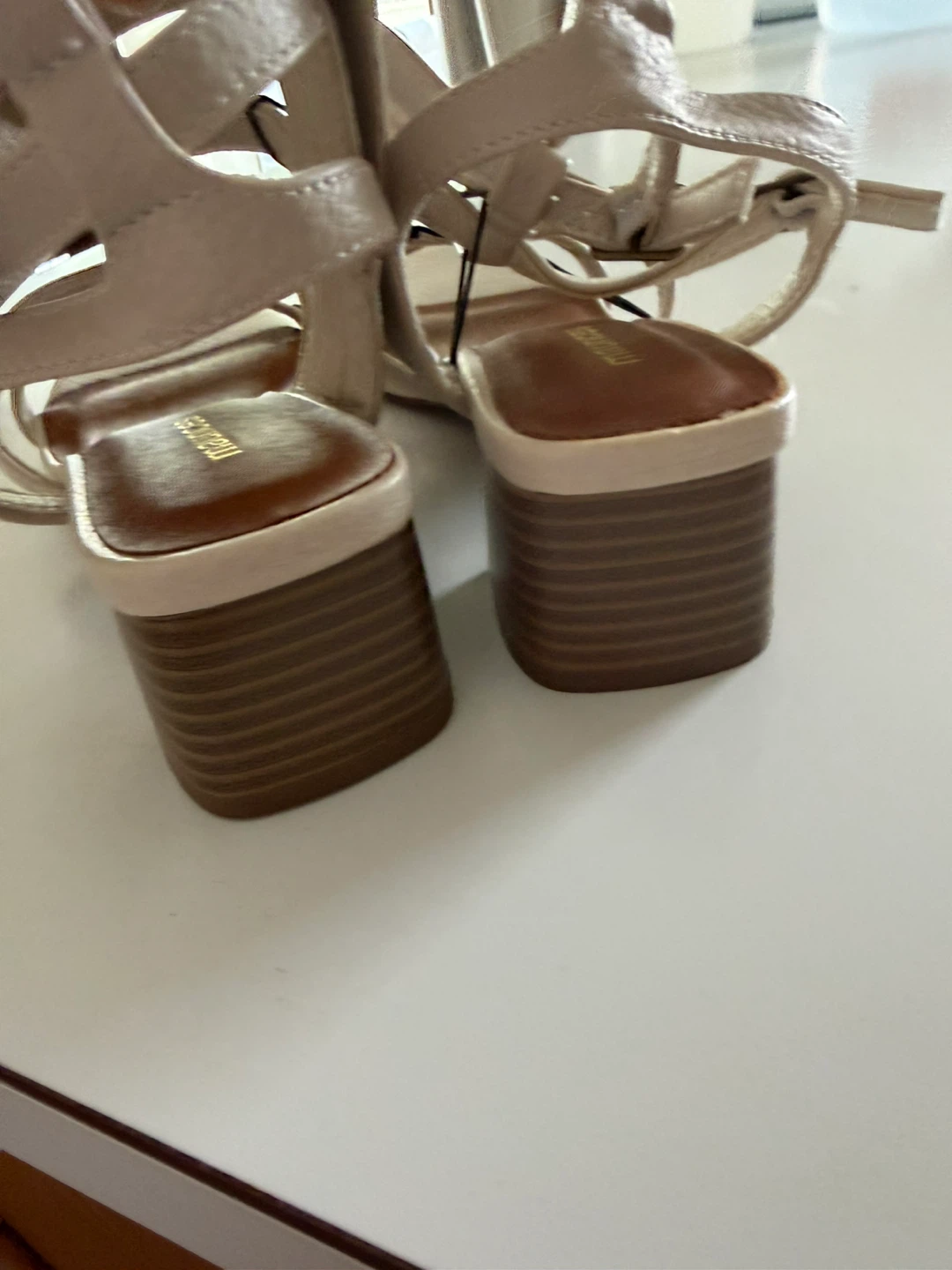 Maurices Cream Sandals Size 7 - photo 5