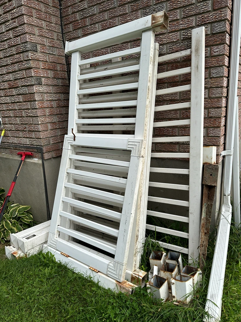 White Fence Panels + Gate – Approx. 40 ft (CAN DELIVER) - photo 2