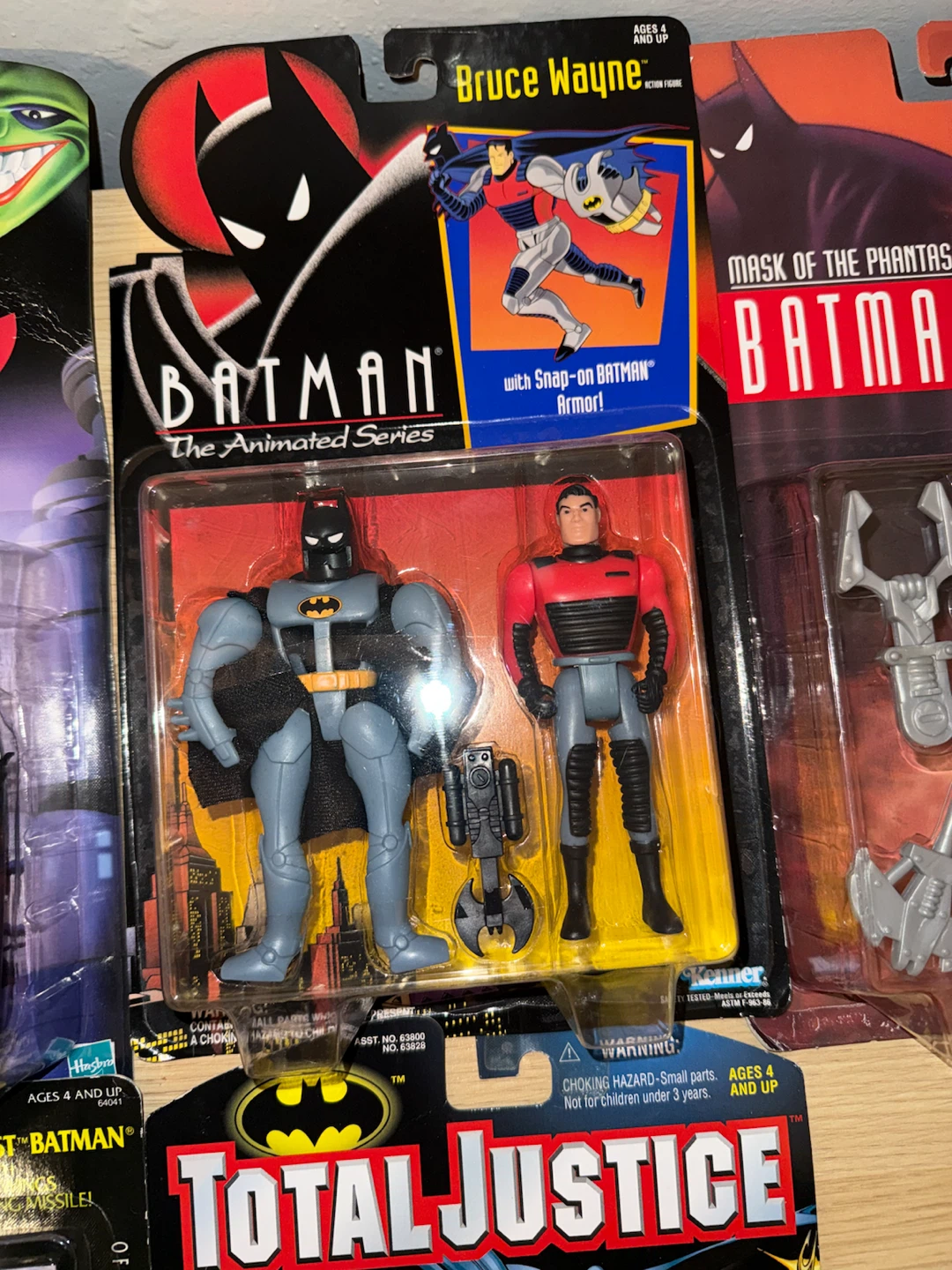 Collection of 6 Vintage Batman Action Figures - photo 4