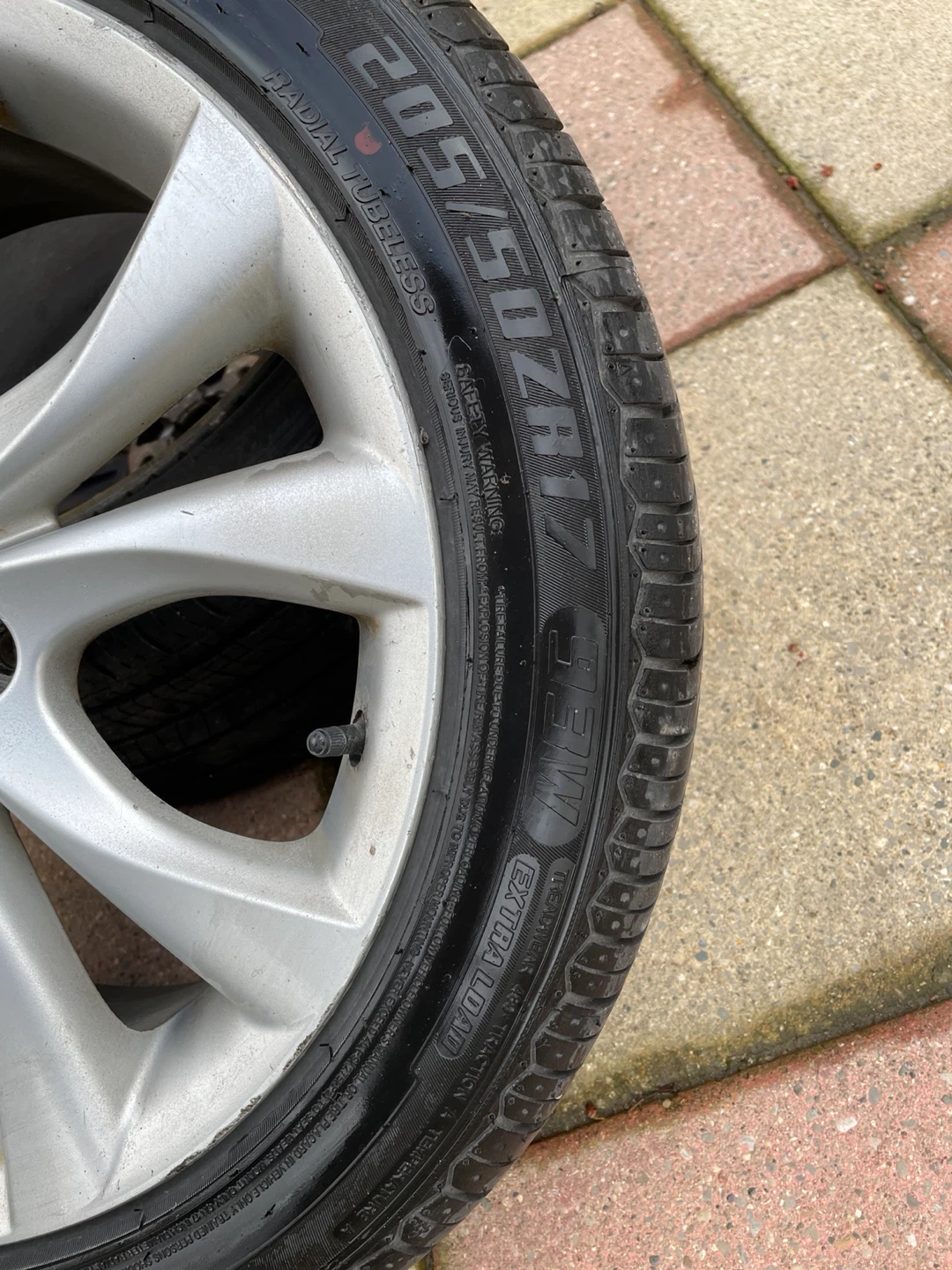 Set of 4 Mazda Alloy Rims with Michelin Tires