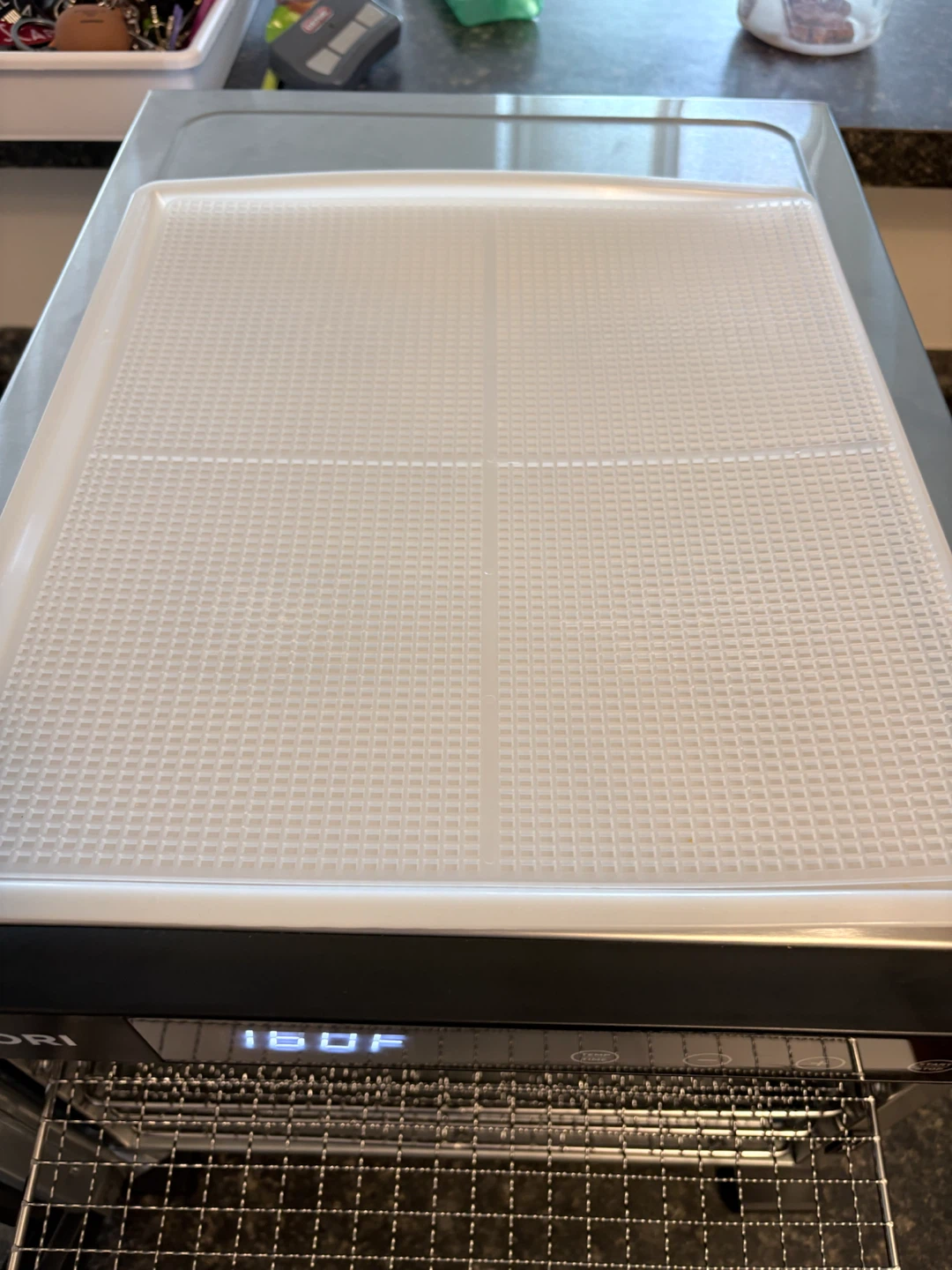 Cosori Food Dehydrator – 6 Stainless Steel Trays - photo 3