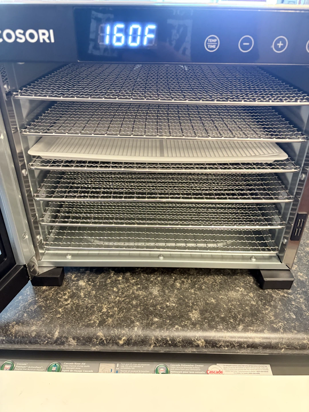 Cosori Food Dehydrator – 6 Stainless Steel Trays - photo 4