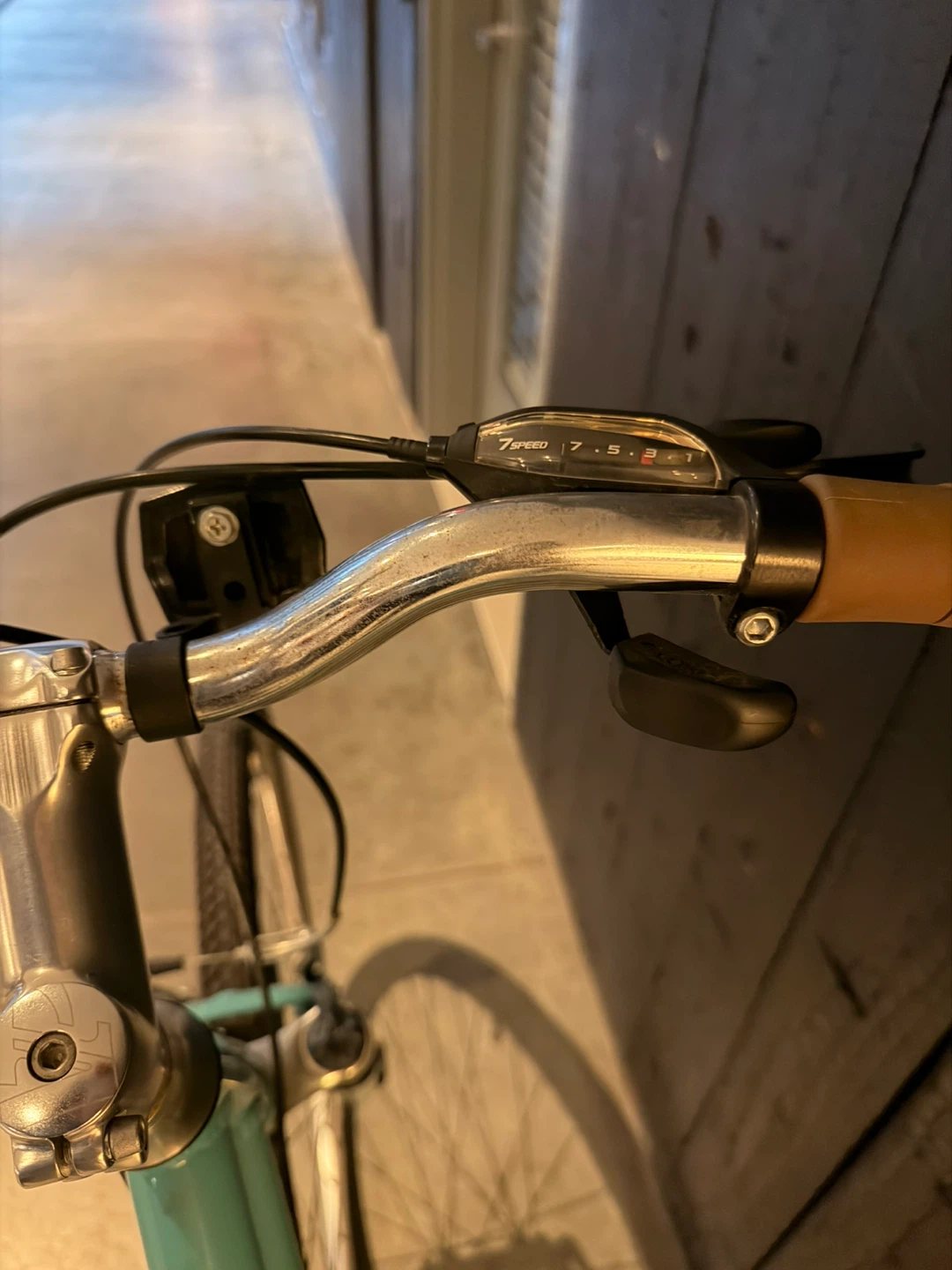 7-Speed Hybrid Bicycle in Light Blue - photo 4