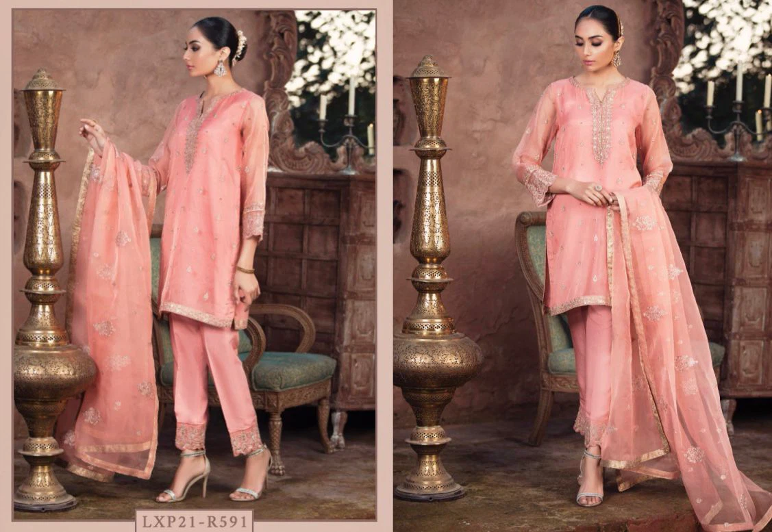 Kayseria Luxury Pret Embroidered Suit Peach - photo 3