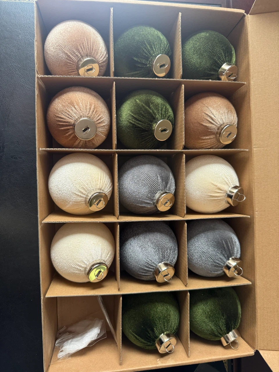 New Set of 14 Velvet Christmas Ornaments