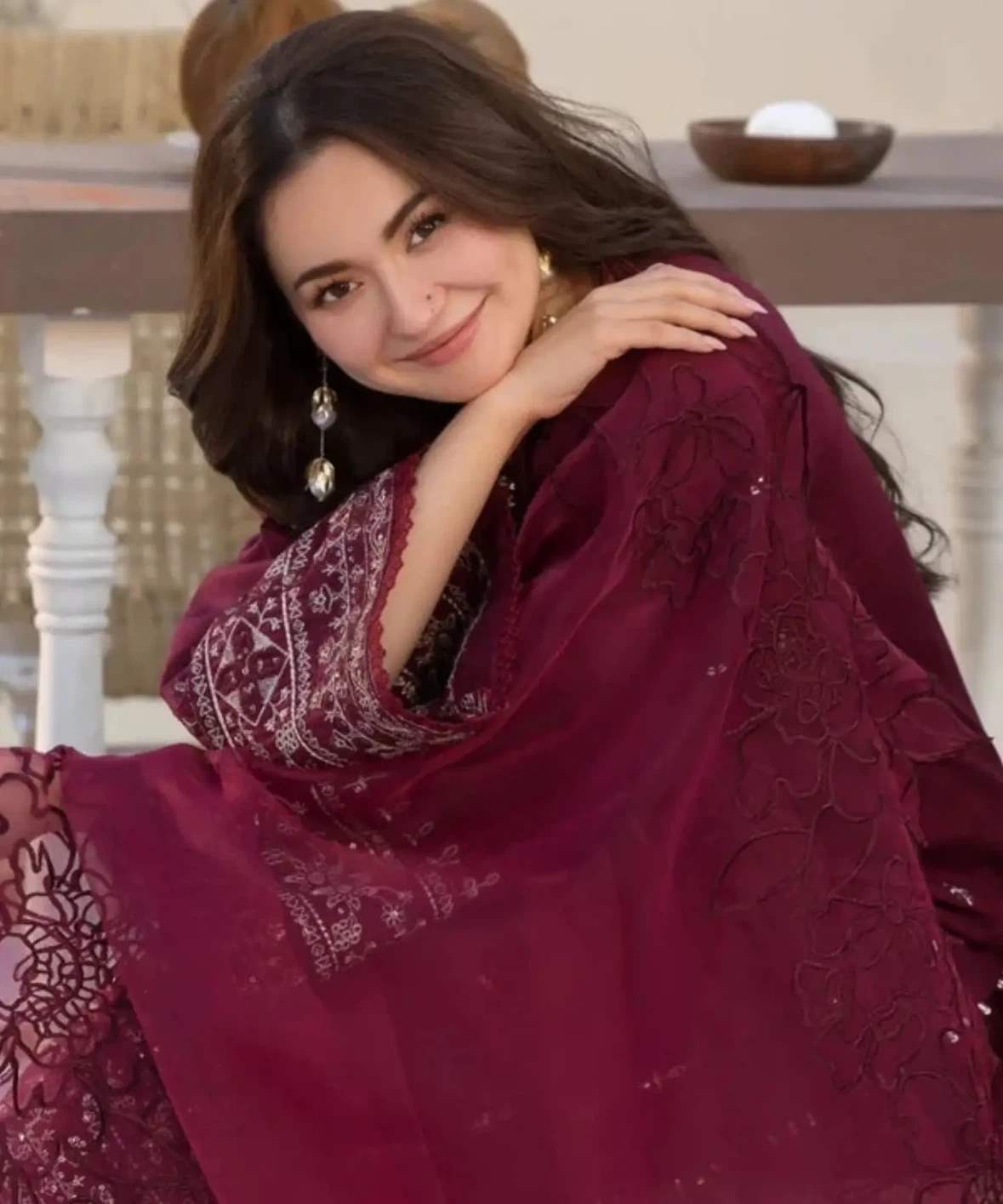 Maroon Embroidered Three-Piece Suit - photo 4