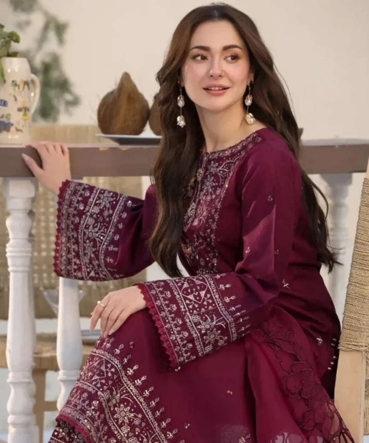 Maroon Embroidered Three-Piece Suit - photo 5