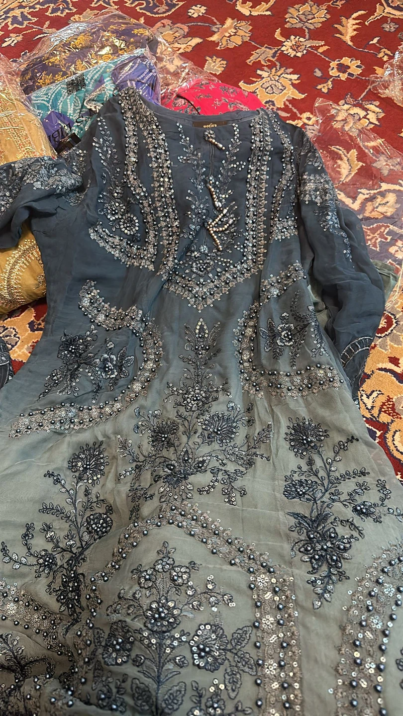 Maria B. Embroidered Formal Suit - photo 2