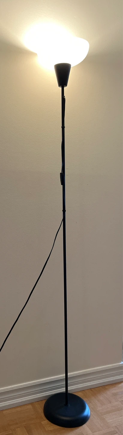 [Move Out Sale]IKEA TAGARP floor lamp - photo 2