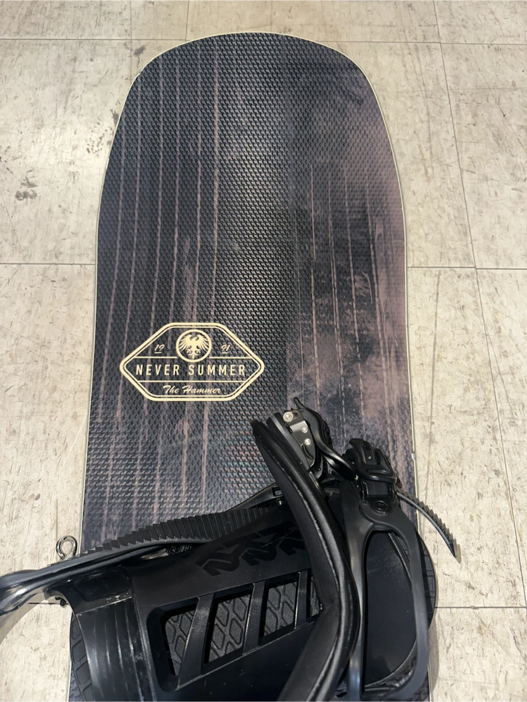 Never Summer Snowboard - photo 4