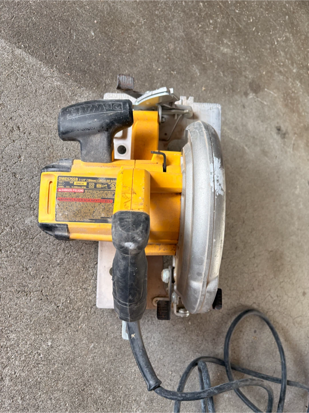 DeWalt DWE575SB 7-1/4" Circular Saw - photo 2